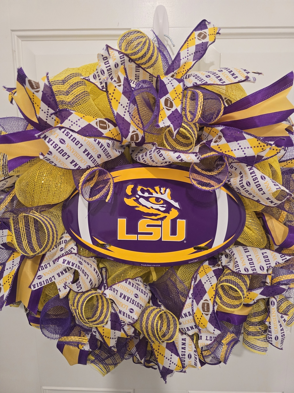 W069 - LSU Purple & Gold Wreath with Tiger Logo Football